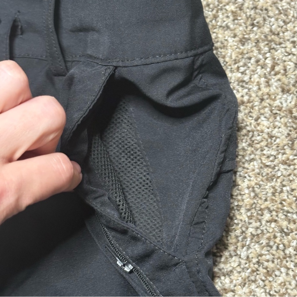 Magellan Women’s Small Outdoors Charcoal Gray Shorts - Picture 5 of 12